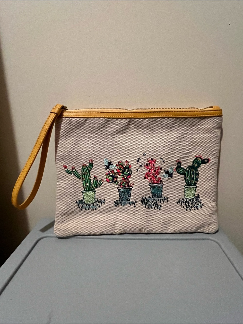 Talbots Cactus-Embroidered Novelty Wristlet